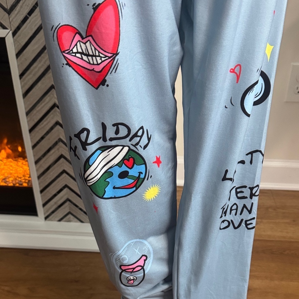 Light Blue Graphic Pajama Set NWOT - Picture 3 of 10